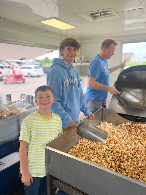 Festival Fresh Popcorn Team making popcorn